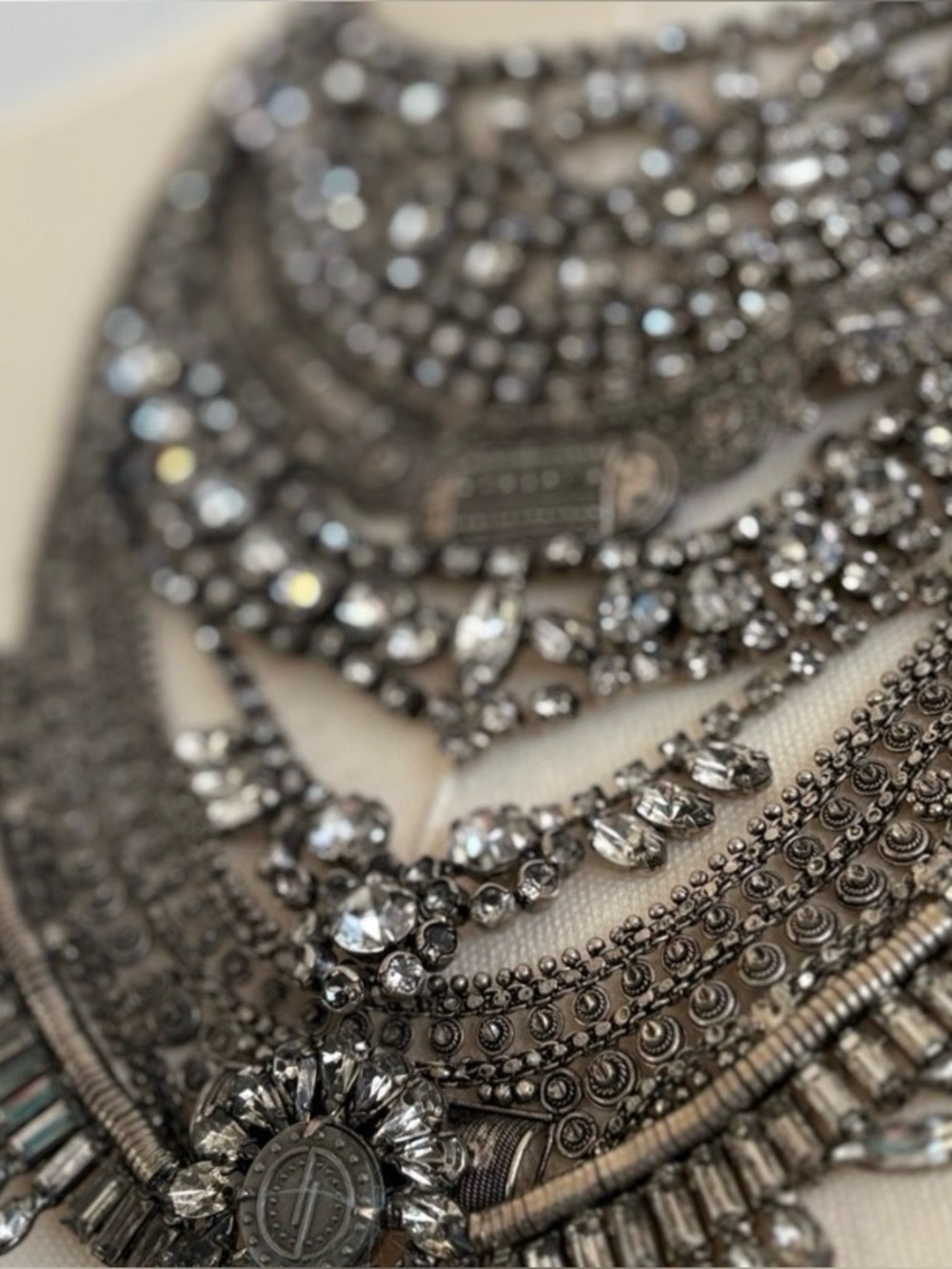Fabulous Retired Vintage Dylanex “Falkor” Necklace - Picture 3 of 11
